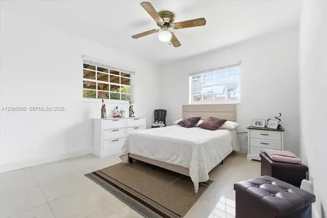 8197 W 14th Court Hialeah FL 33014