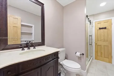 8197 W 14th Court Hialeah FL 33014