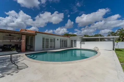 8197 W 14th Court Hialeah FL 33014