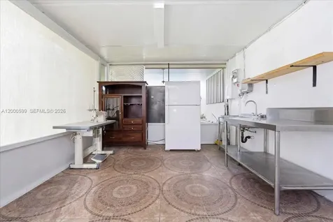 8197 W 14th Court Hialeah FL 33014