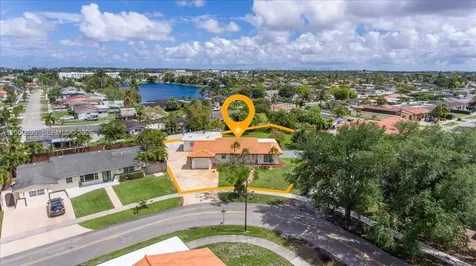 8197 W 14th Court Hialeah FL 33014