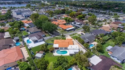 8197 W 14th Court Hialeah FL 33014