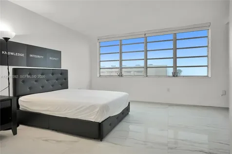 1750 NE 191st Street Miami FL 33179