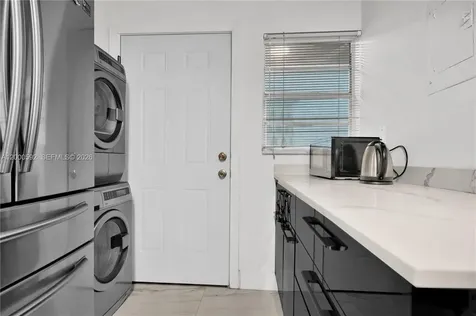 1750 NE 191st Street Miami FL 33179