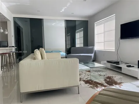 1460 Ocean Drive Miami Beach FL 33139