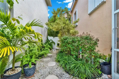 10840 NW 46th Drive Coral Springs FL 33076