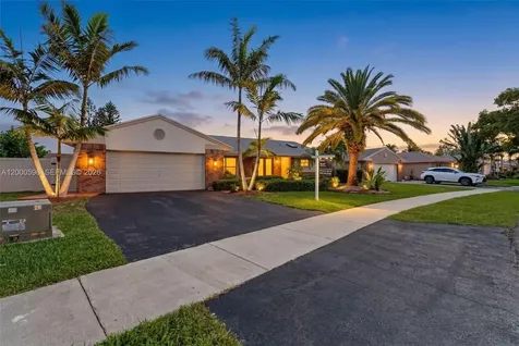 14711 Kirsten Court Davie FL 33325