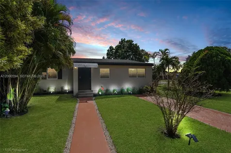 2990 NW 50th Street Miami FL 33142