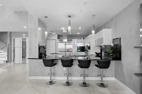 17121 Collins Avenue Sunny Isles Beach FL 33160