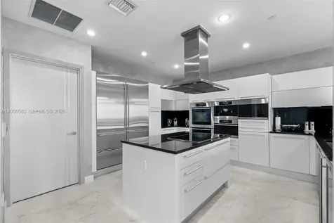17121 Collins Avenue Sunny Isles Beach FL 33160