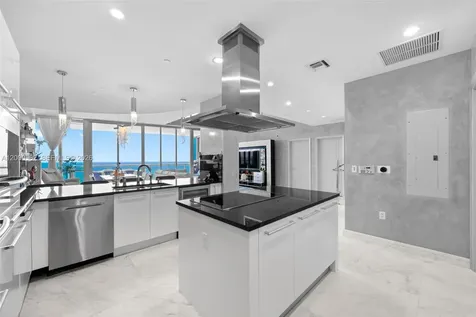 17121 Collins Avenue Sunny Isles Beach FL 33160