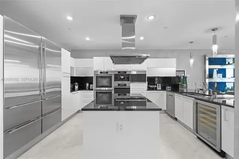 17121 Collins Avenue Sunny Isles Beach FL 33160
