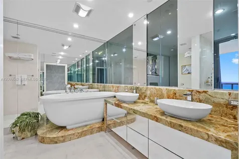 17121 Collins Avenue Sunny Isles Beach FL 33160