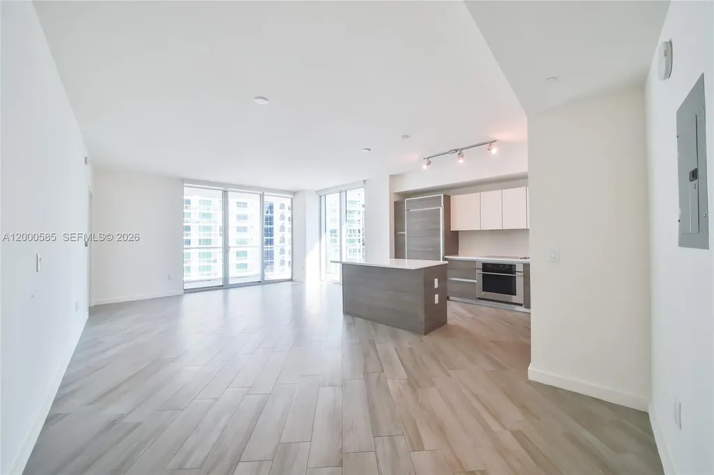 1100 S Miami Avenue Miami FL 33130