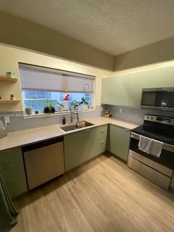 2641 SE 21st Court Homestead FL 33035