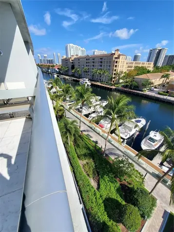 Aventura FL 33180