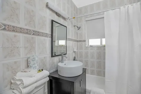 301 86th Street Miami Beach FL 33141