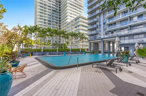 121 NE 34th Street Miami FL 33137