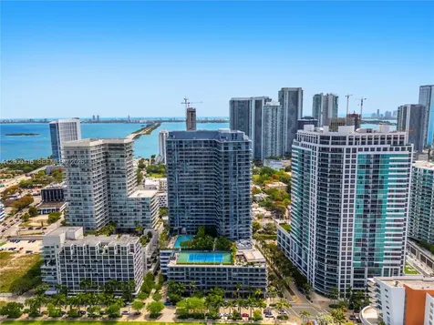 121 NE 34th Street Miami FL 33137