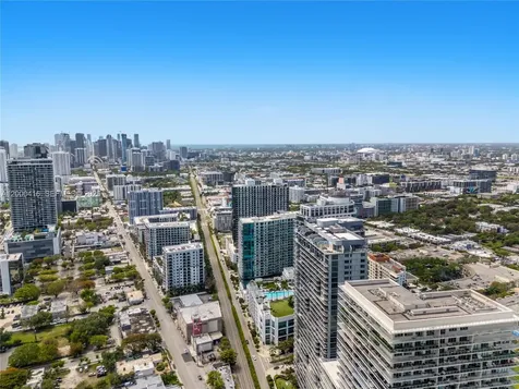 121 NE 34th Street Miami FL 33137