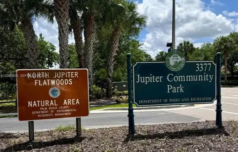 8150 SE Grassy Hollow Trail Jupiter FL 33458