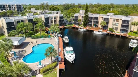 16 Royal Palm Way Boca Raton FL 33432