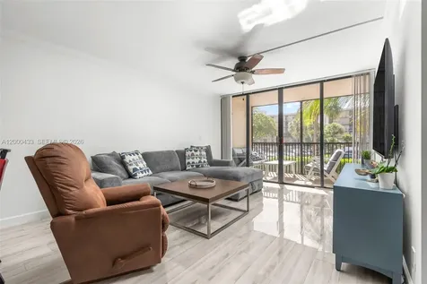 16 Royal Palm Way Boca Raton FL 33432