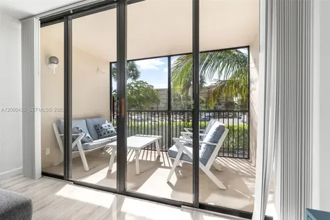 16 Royal Palm Way Boca Raton FL 33432