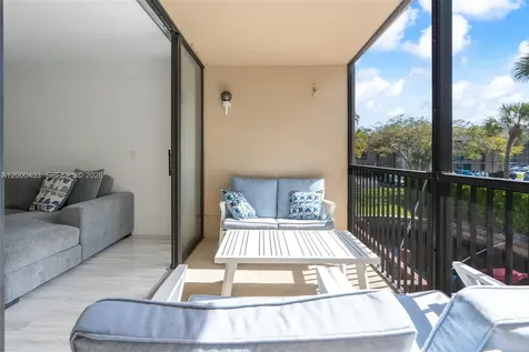 16 Royal Palm Way Boca Raton FL 33432