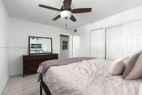 16 Royal Palm Way Boca Raton FL 33432