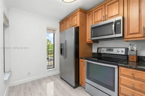 16 Royal Palm Way Boca Raton FL 33432
