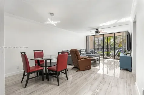16 Royal Palm Way Boca Raton FL 33432