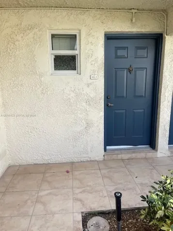 8601 SW 68th Court Pinecrest FL 33156