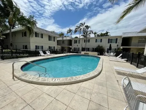 8601 SW 68th Court Pinecrest FL 33156