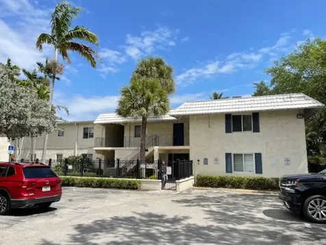 8601 SW 68th Court Pinecrest FL 33156