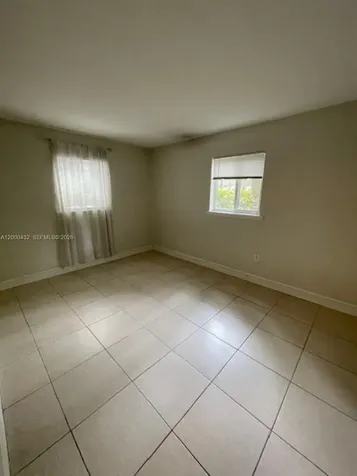 8601 SW 68th Court Pinecrest FL 33156