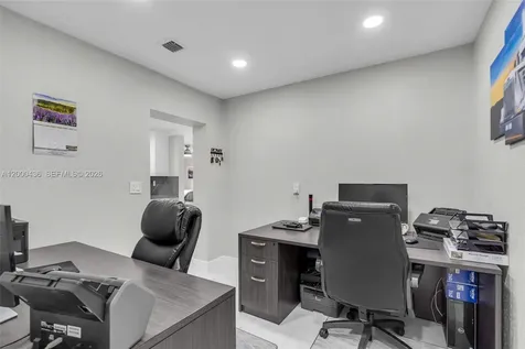 7875 NW 174th Terrace Hialeah FL 33015