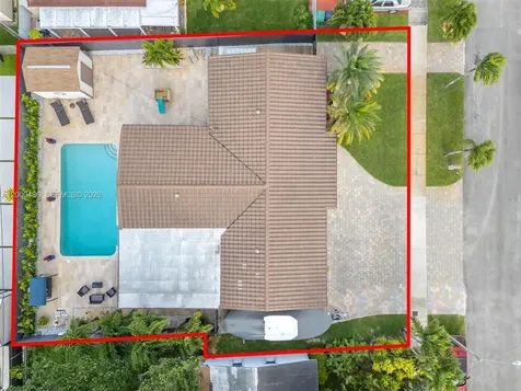 7875 NW 174th Terrace Hialeah FL 33015