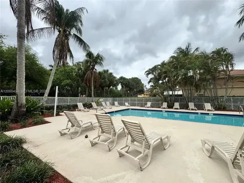 435 Rainbow Springs Terrace Royal Palm Beach FL 33411