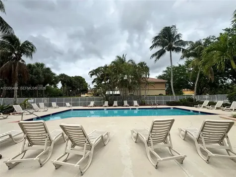 435 Rainbow Springs Terrace Royal Palm Beach FL 33411