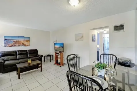 2145 Pierce Street Hollywood FL 33020