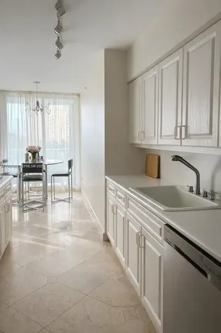 16400 Collins Avenue Sunny Isles Beach FL 33160