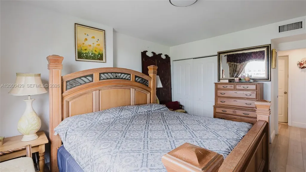 3800 Hillcrest Drive Hollywood FL 33021