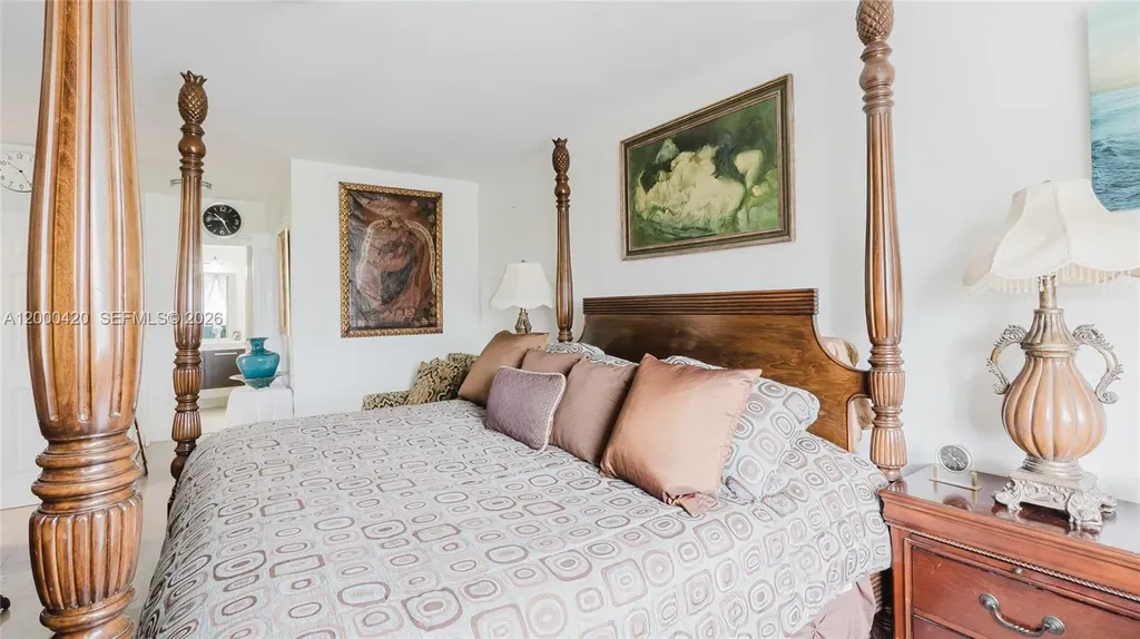 3800 Hillcrest Drive Hollywood FL 33021