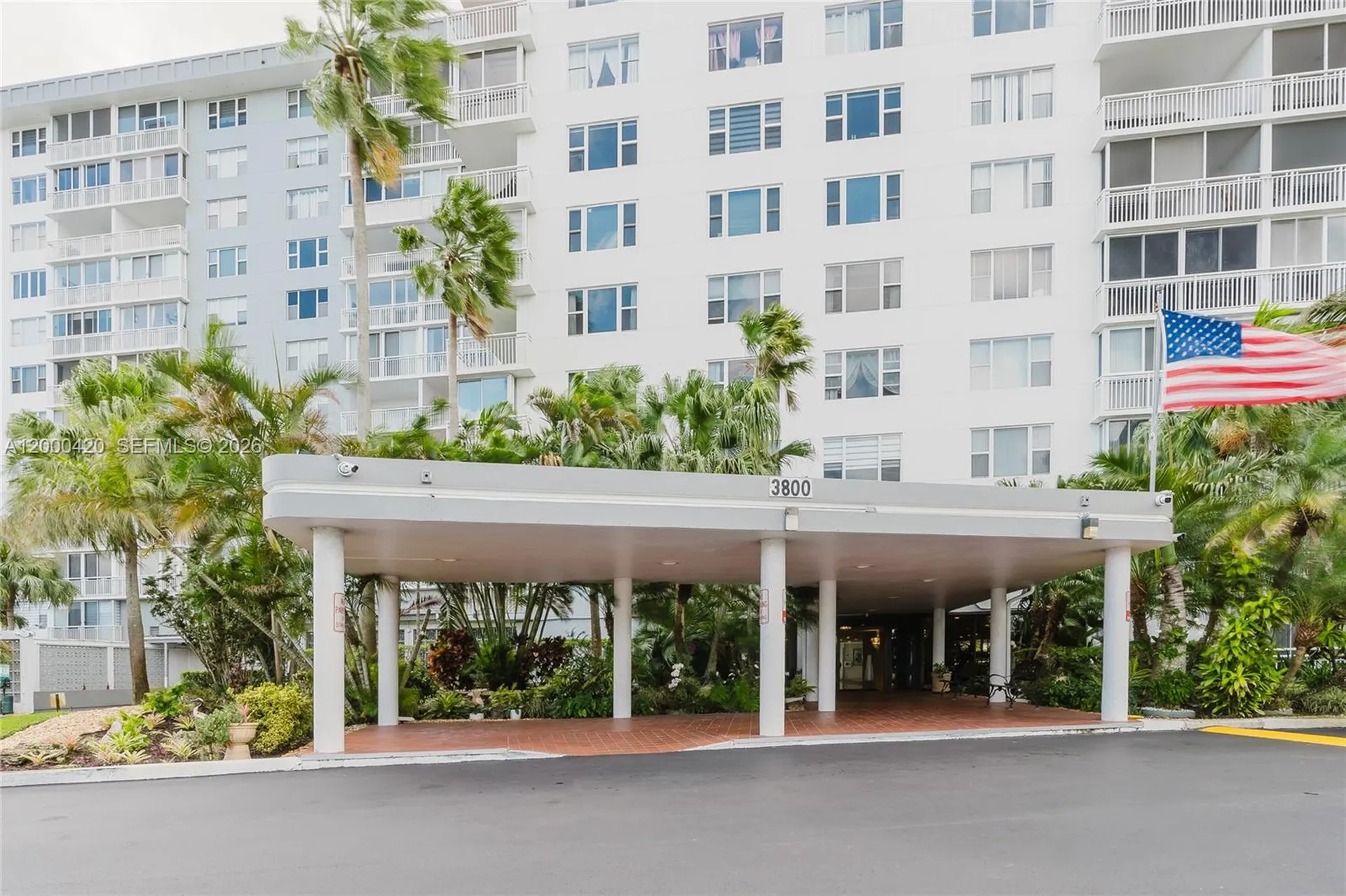 3800 Hillcrest Drive Hollywood FL 33021