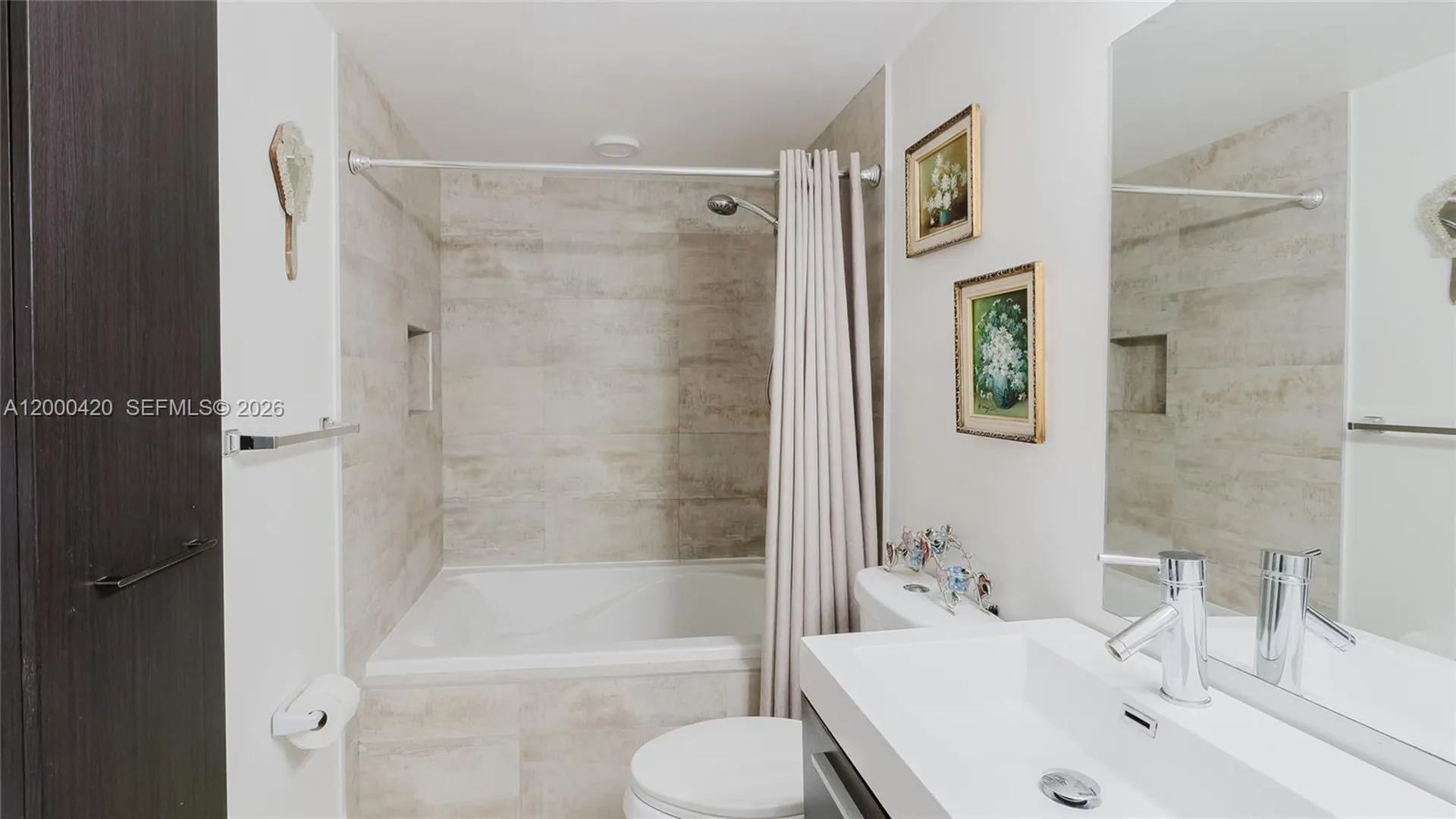 3800 Hillcrest Drive Hollywood FL 33021