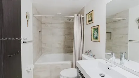 3800 Hillcrest Drive Hollywood FL 33021
