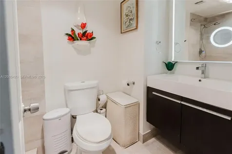 3800 Hillcrest Drive Hollywood FL 33021