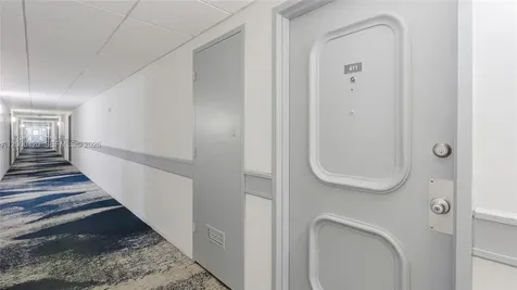 3800 Hillcrest Drive Hollywood FL 33021