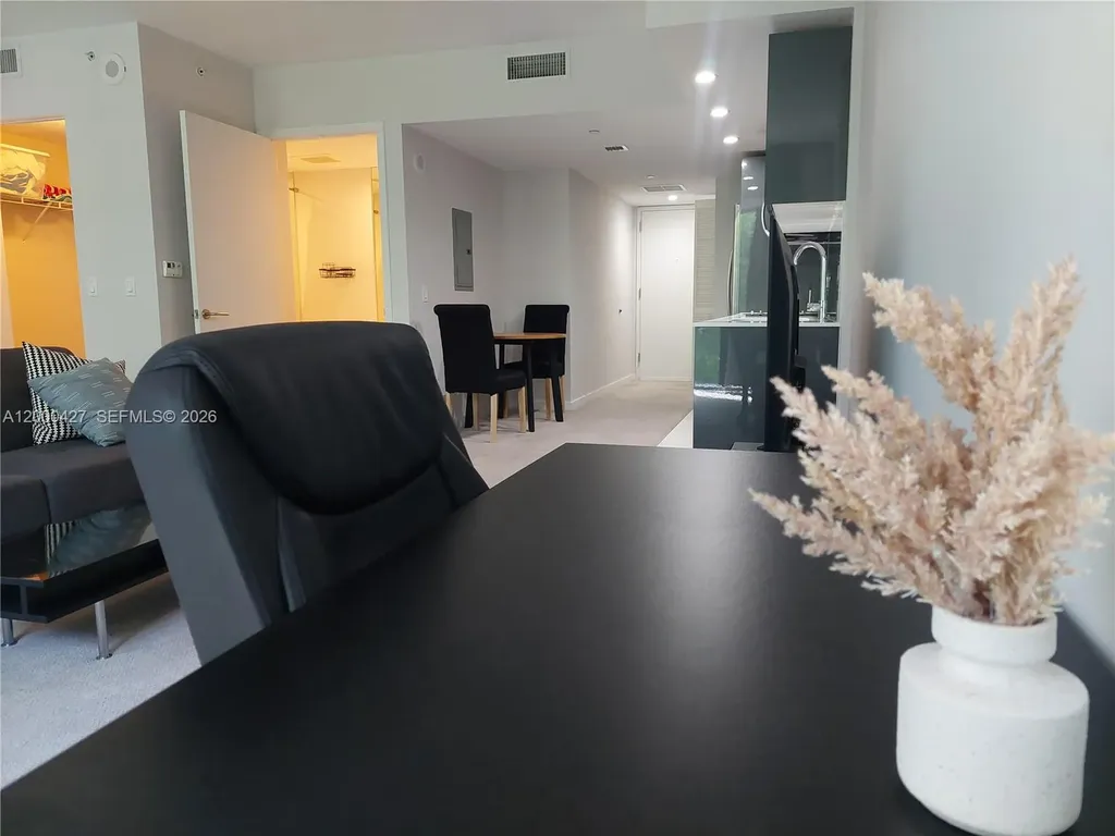 31 SE 6th Street Miami FL 33131